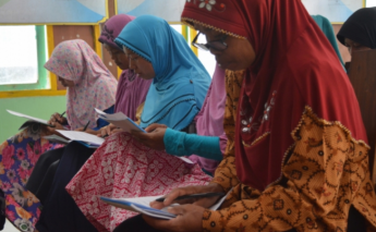 Women hold the key to disaster resilience in Indonesia
